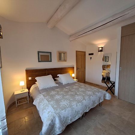Les Grenadiers De Saint Sat Habitación foto